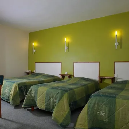 Hotel De La Grande Cascade Rest. O'creux Gourmand 2*