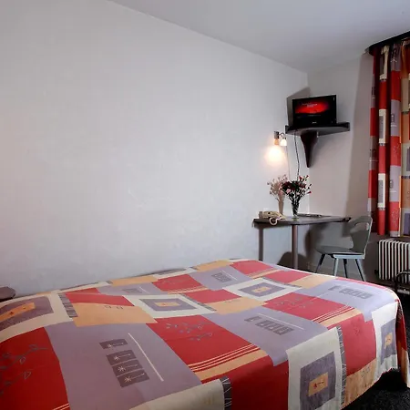 Hotel De La Grande Cascade Rest. O'creux Gourmand 2*